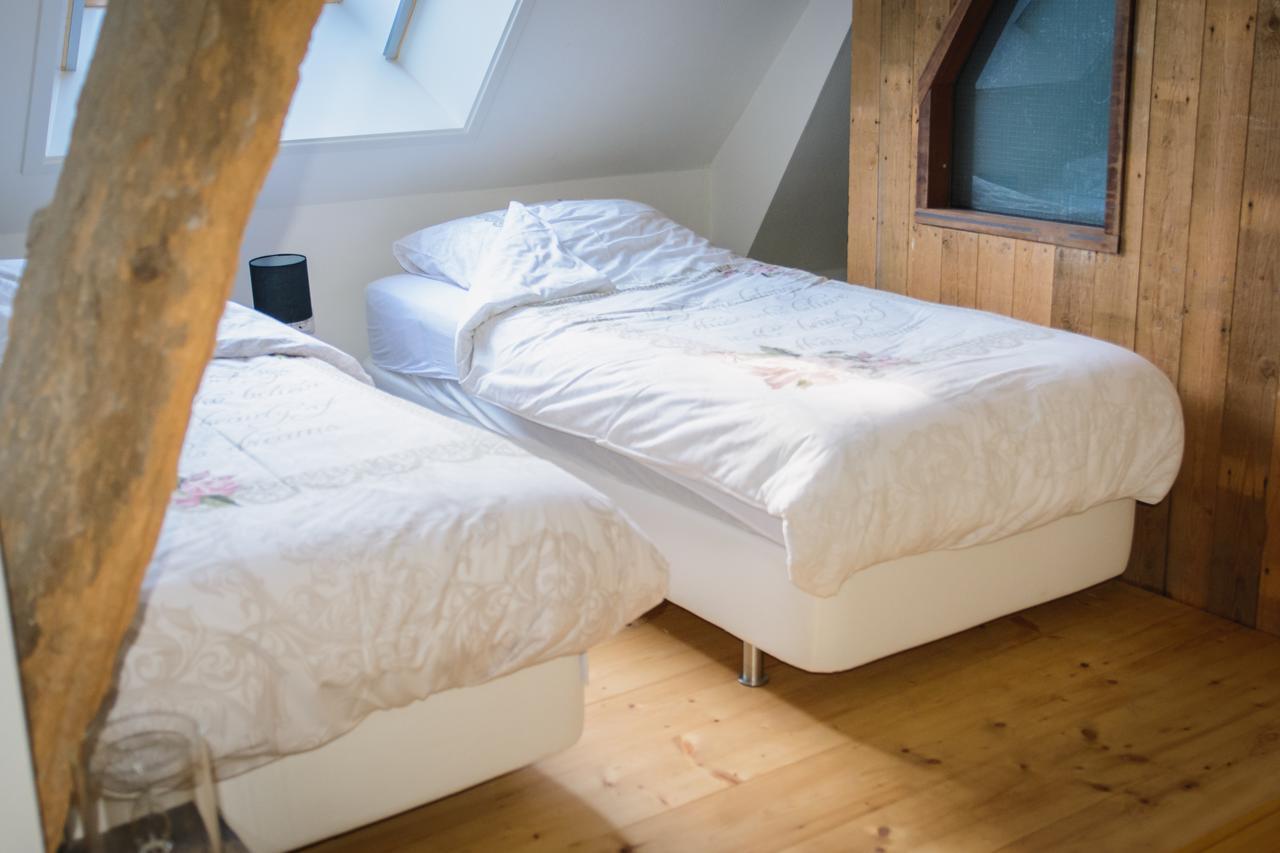 Bed and Breakfast Unia Zathe Ee Exterior foto